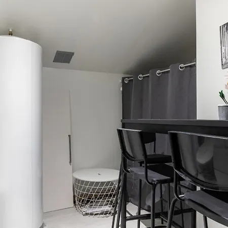 Hsh Batignolles Sauffroy Charming 8p דירה פריז